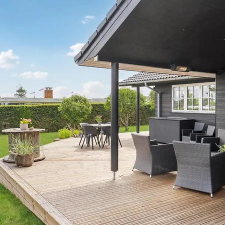 Beautiful In Juelsminde With Kitchen * Juelsminde (Hedensted)